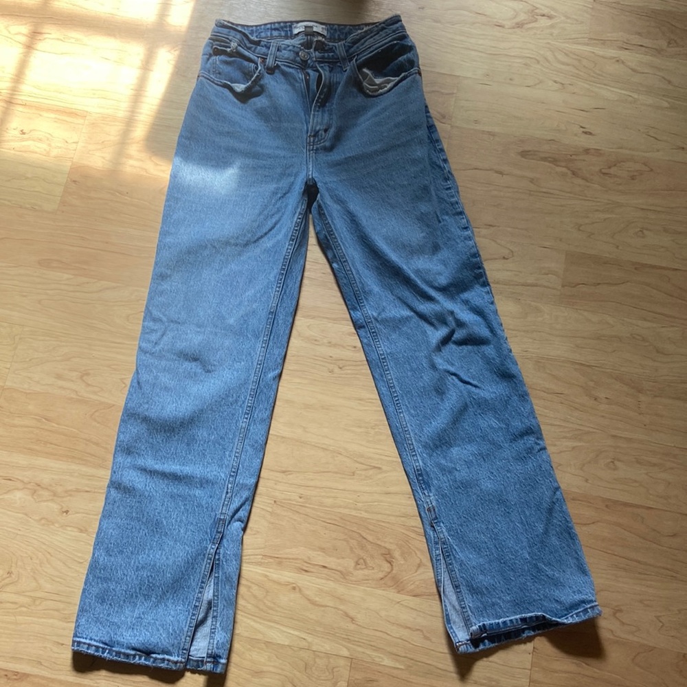 Abercrombie and Fitch  The 90s Relaxed Jean